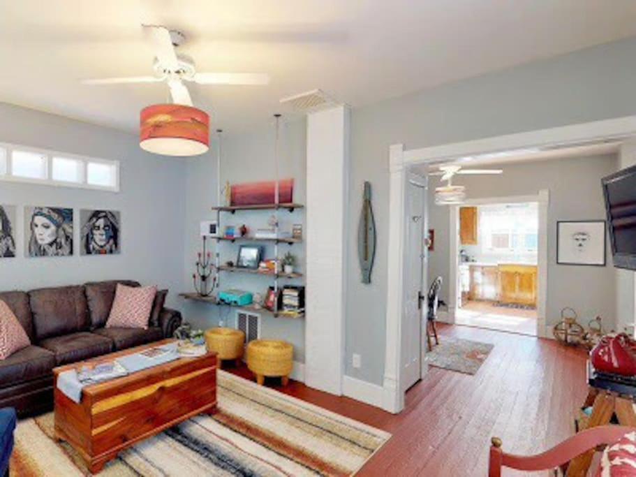 The Blue Bungalow Montrose Bagian luar foto